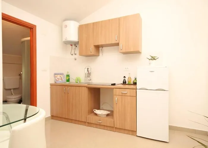 With A Parking Space - 7891 Apartman