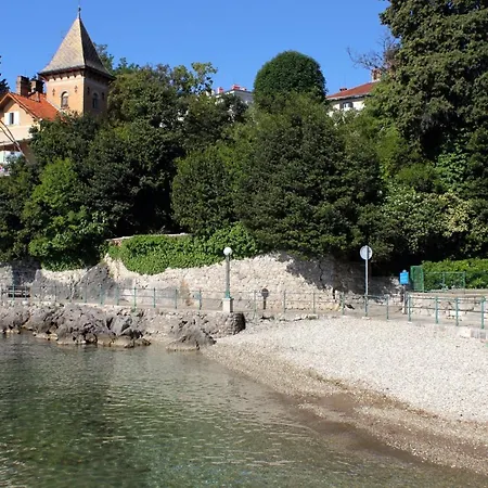 Lejlighed With A Parking Space - 7891